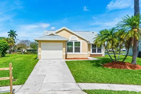 31 Misty Meadow Drive Boynton Beach FL 33436