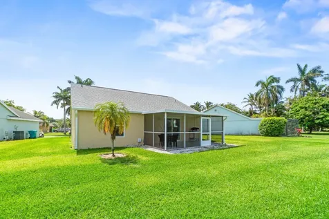 31 Misty Meadow Drive Boynton Beach FL 33436