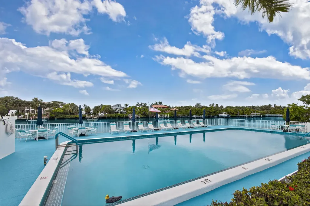 4001 S Ocean Boulevard South Palm Beach FL 33480