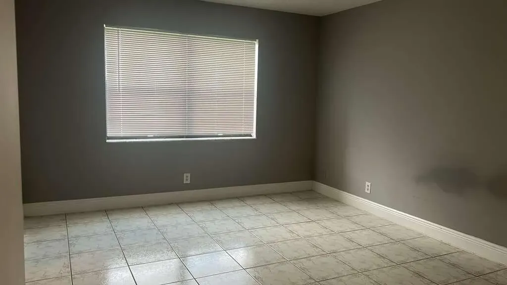 9355 SW 8th Street Boca Raton FL 33428