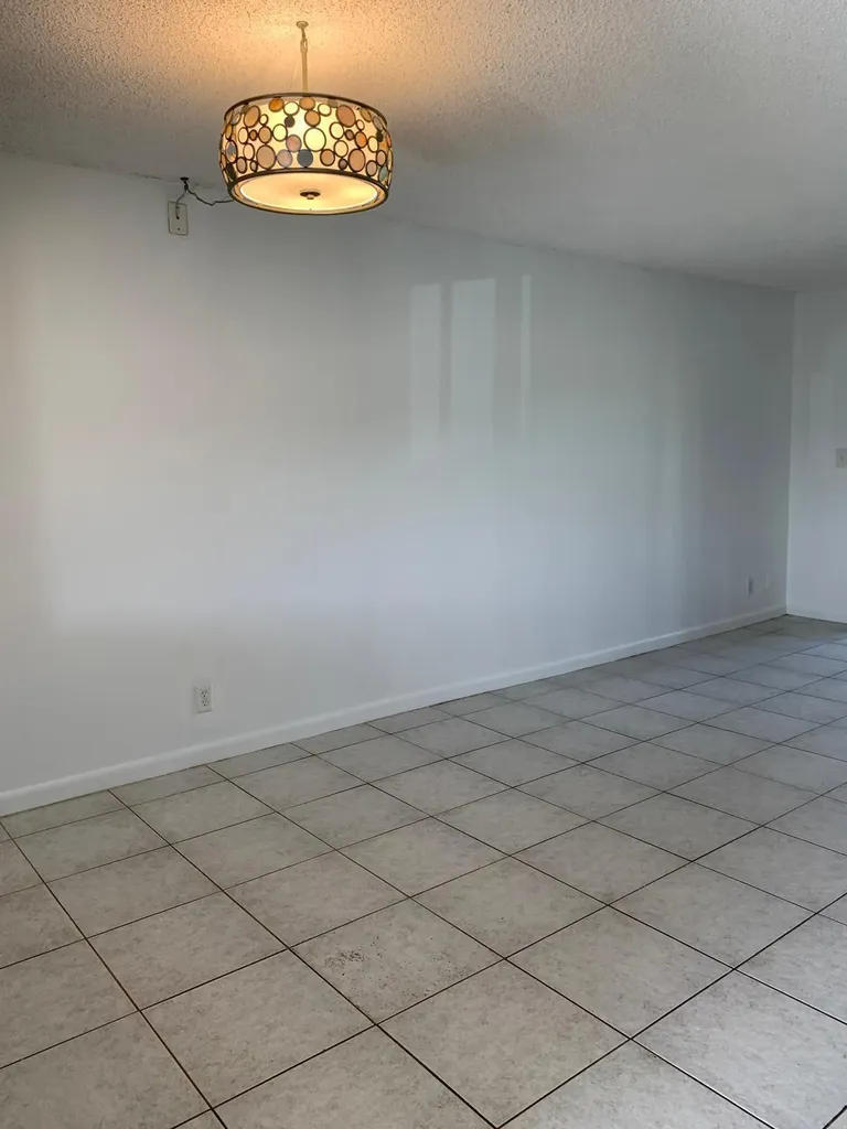 9355 SW 8th Street Boca Raton FL 33428