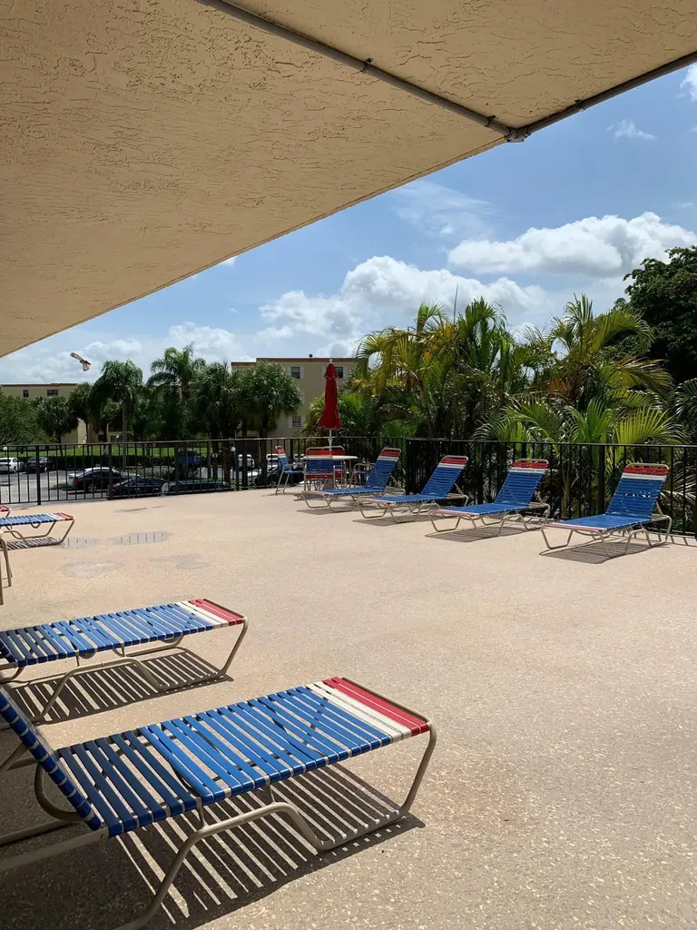 9355 SW 8th Street Boca Raton FL 33428