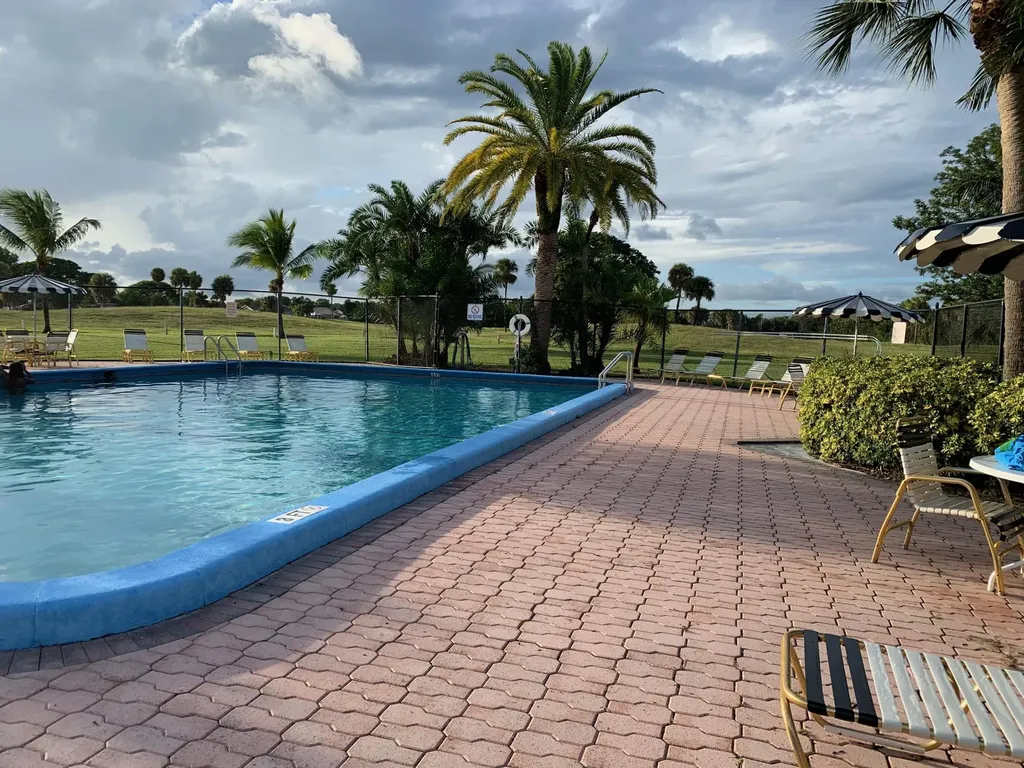 9355 SW 8th Street Boca Raton FL 33428