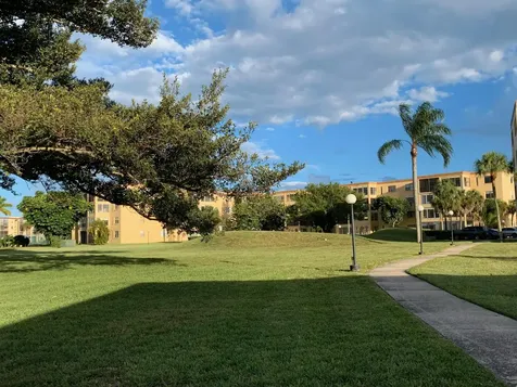 9355 SW 8th Street Boca Raton FL 33428
