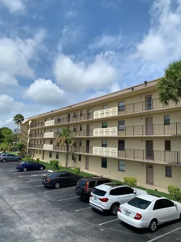 9355 SW 8th Street Boca Raton FL 33428