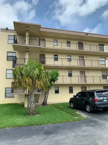 9355 SW 8th Street Boca Raton FL 33428