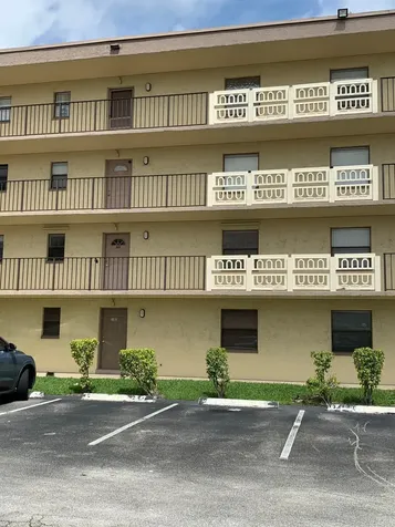 9355 SW 8th Street Boca Raton FL 33428