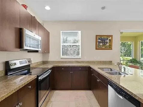 1513 NW Cataluna Circle Port St Lucie FL 34986