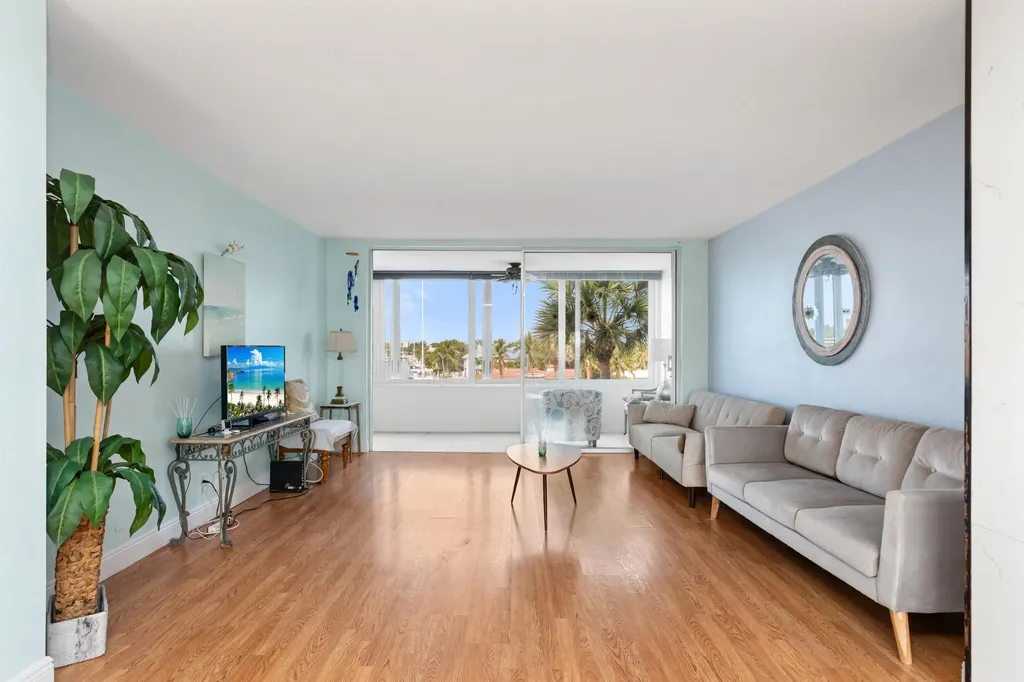 401 N Riverside Drive Pompano Beach FL 33062