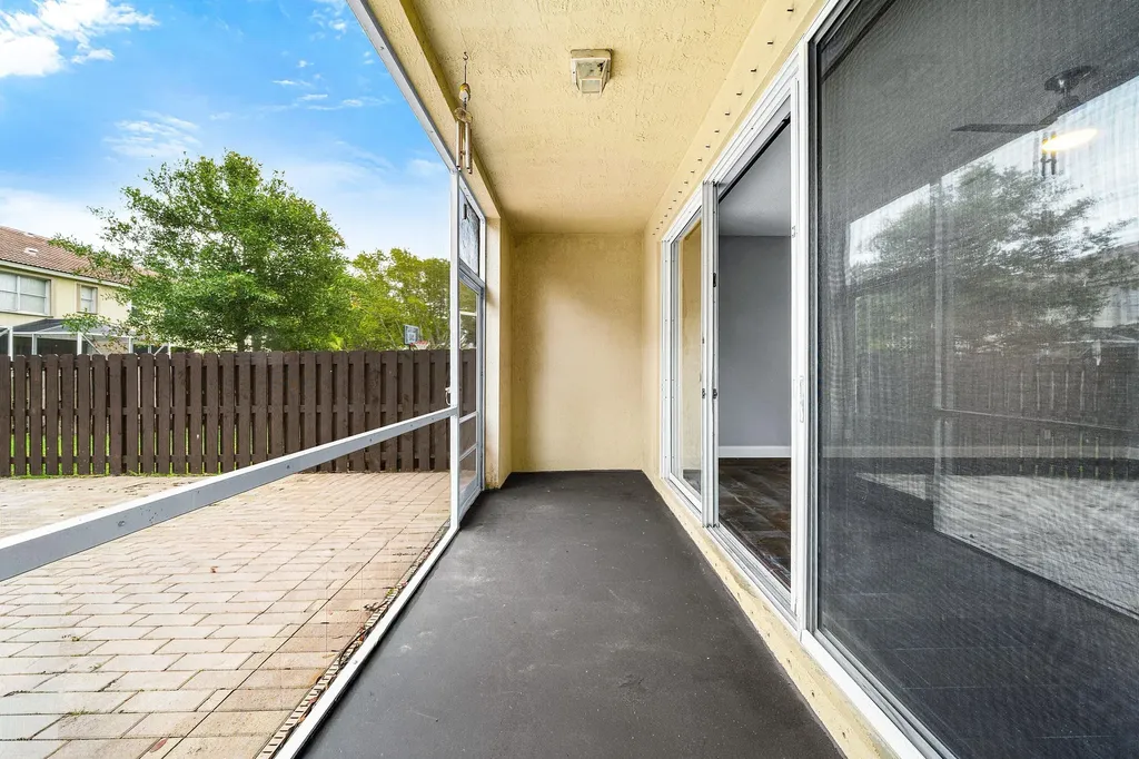 9663 Lago Drive Boynton Beach FL 33472