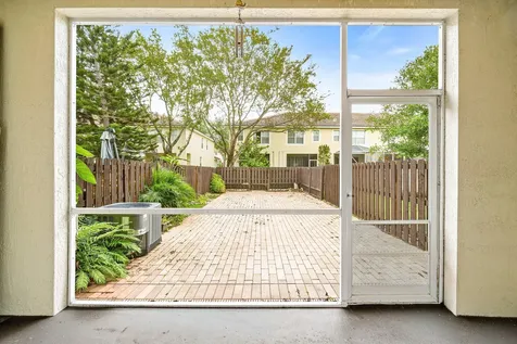 9663 Lago Drive Boynton Beach FL 33472