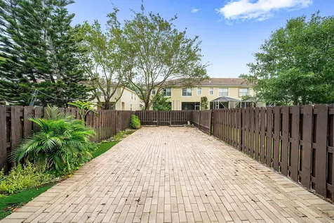 9663 Lago Drive Boynton Beach FL 33472