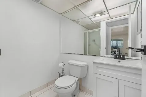 260 Brittany F Delray Beach FL 33446