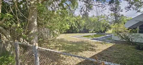 860 W Jasmine Drive Lake Park FL 33403