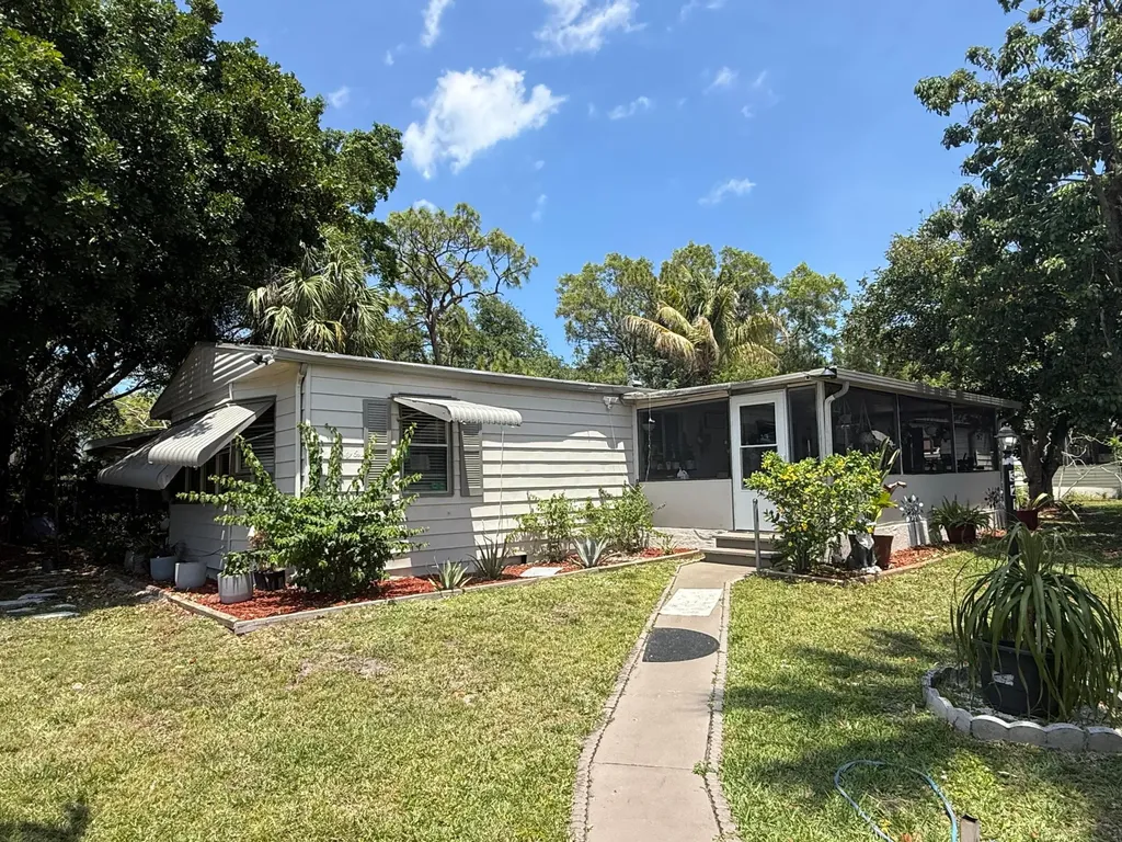 2555 Pga Boulevard Palm Beach Gardens FL 33410