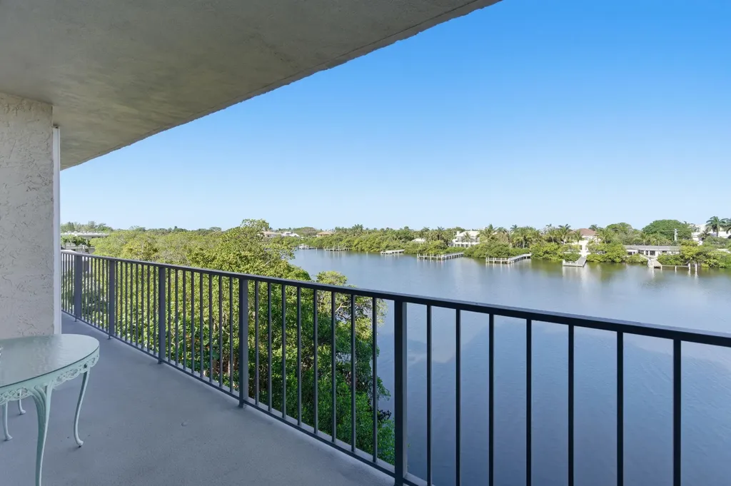 3581 S Ocean Boulevard South Palm Beach FL 33480
