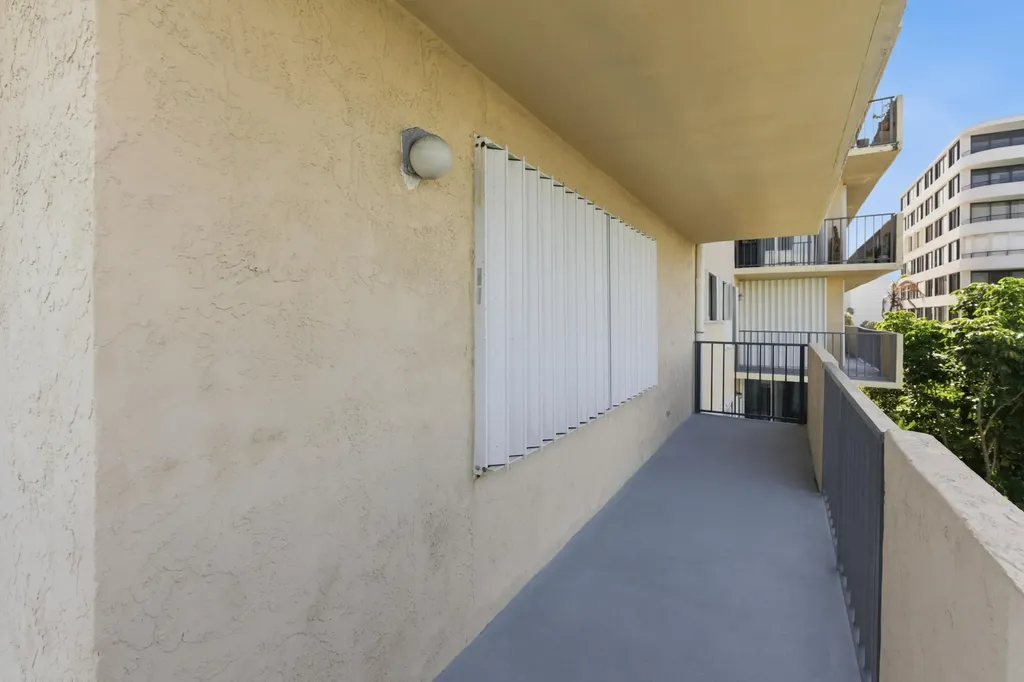 3581 S Ocean Boulevard South Palm Beach FL 33480
