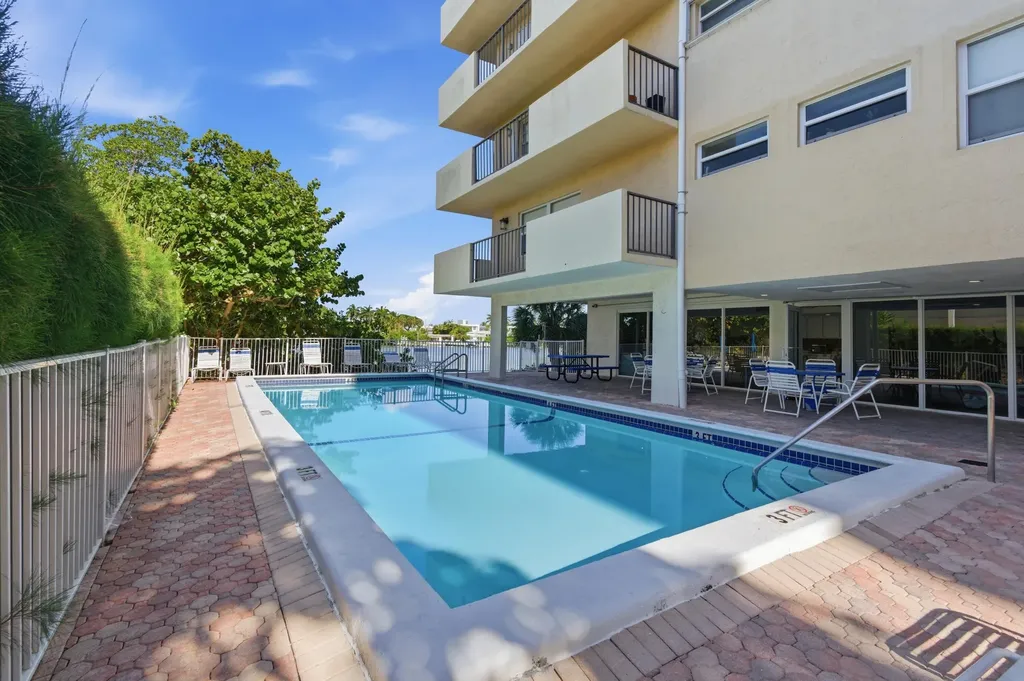 3581 S Ocean Boulevard South Palm Beach FL 33480