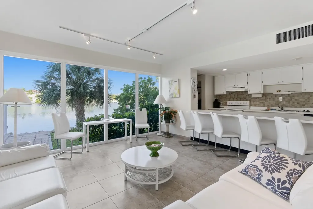 3581 S Ocean Boulevard South Palm Beach FL 33480