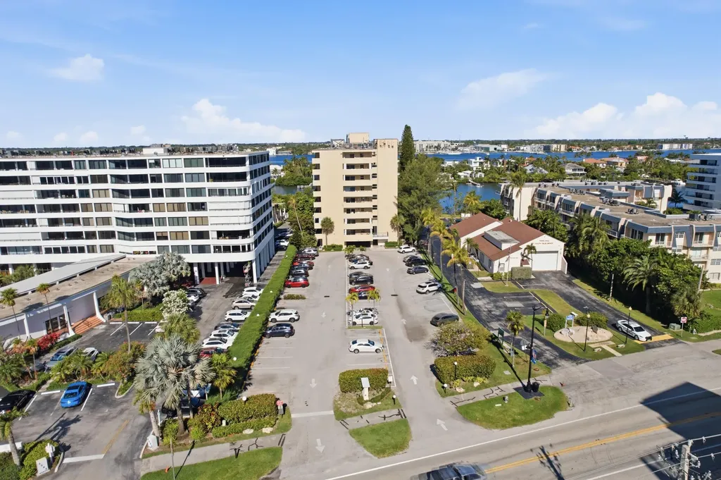 3581 S Ocean Boulevard South Palm Beach FL 33480