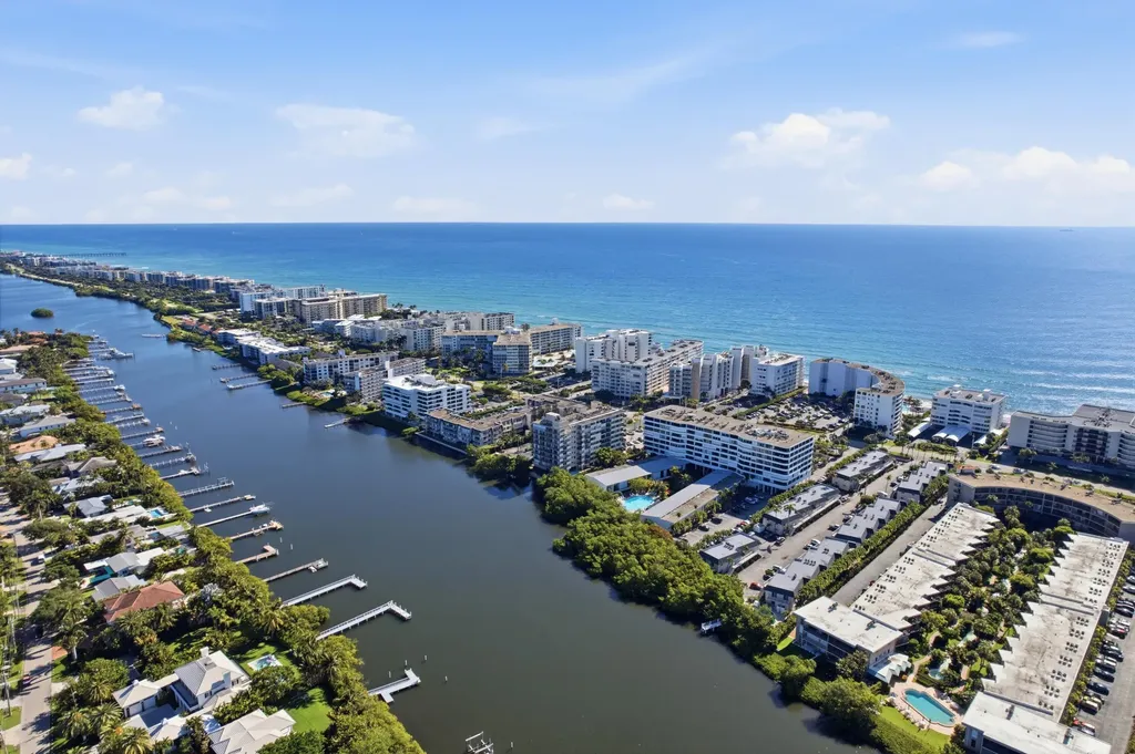 3581 S Ocean Boulevard South Palm Beach FL 33480