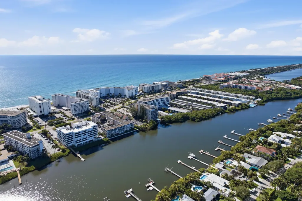 3581 S Ocean Boulevard South Palm Beach FL 33480