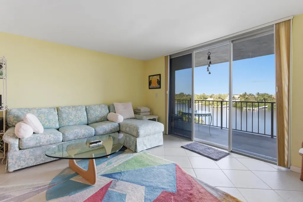 3581 S Ocean Boulevard South Palm Beach FL 33480