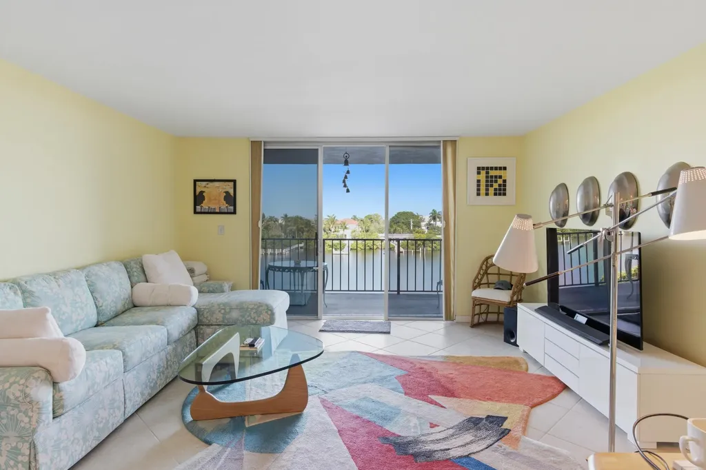 3581 S Ocean Boulevard South Palm Beach FL 33480