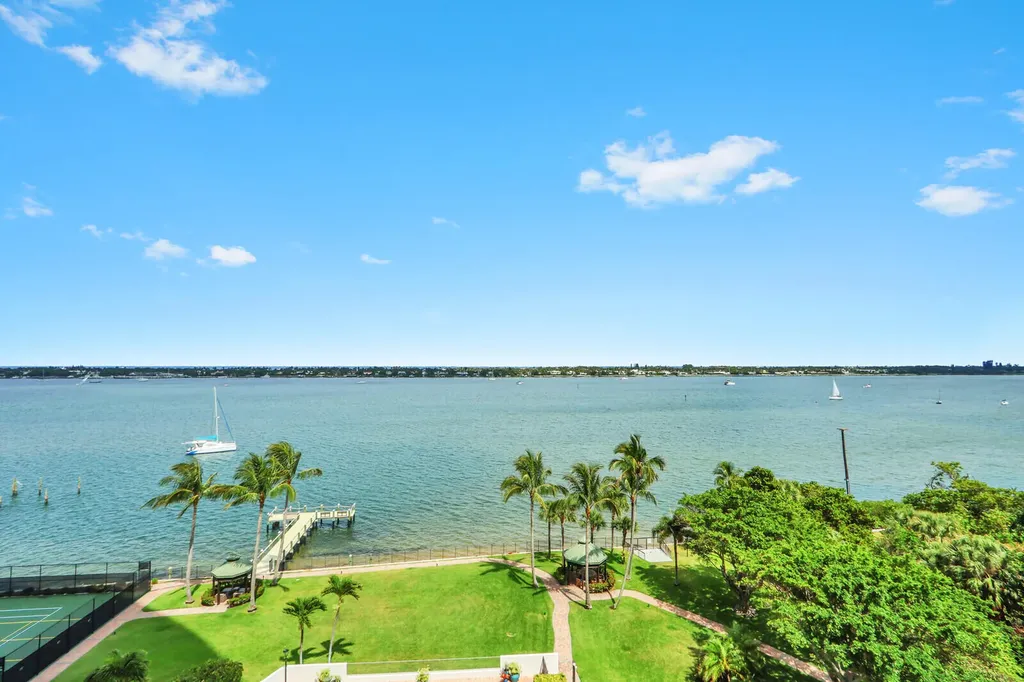 5200 N Flagler Drive N West Palm Beach FL 33407
