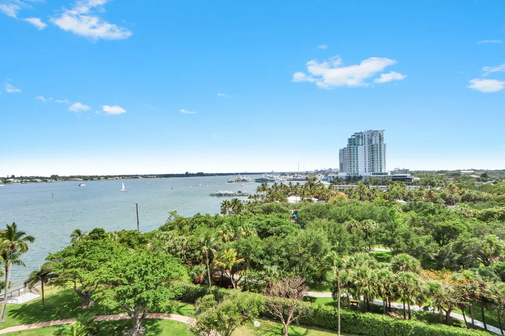 5200 N Flagler Drive N West Palm Beach FL 33407