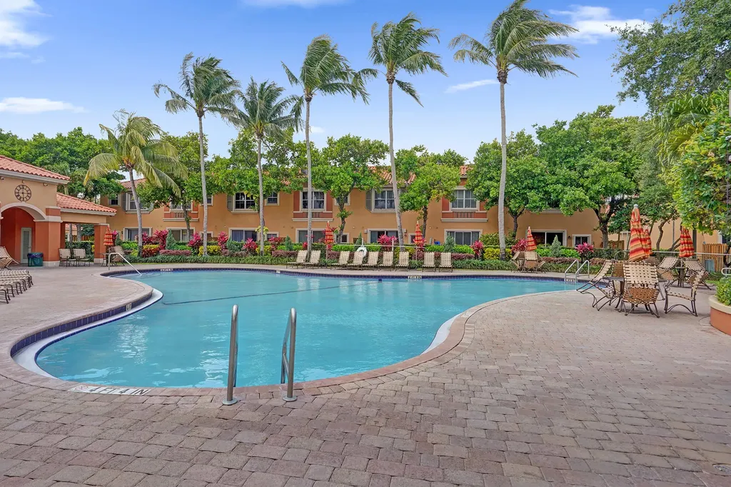 4926 Spinnaker Drive Fort Lauderdale FL 33312