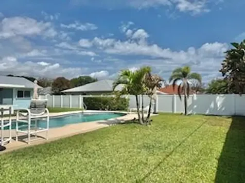 1751 SE Mansfield Street Port St Lucie FL 34952