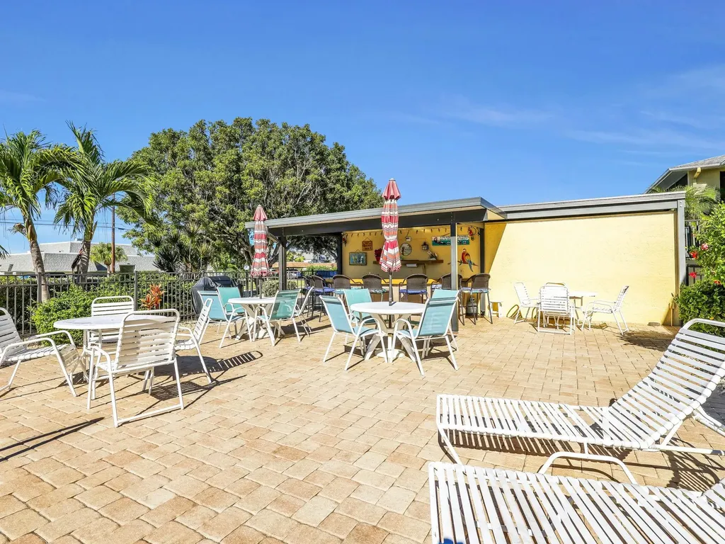 4021 SE 19th Avenue Cape Coral FL 33904