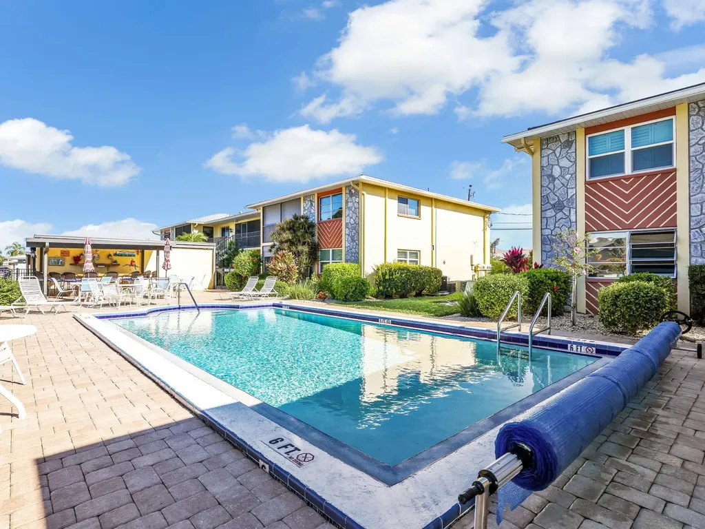 4021 SE 19th Avenue Cape Coral FL 33904