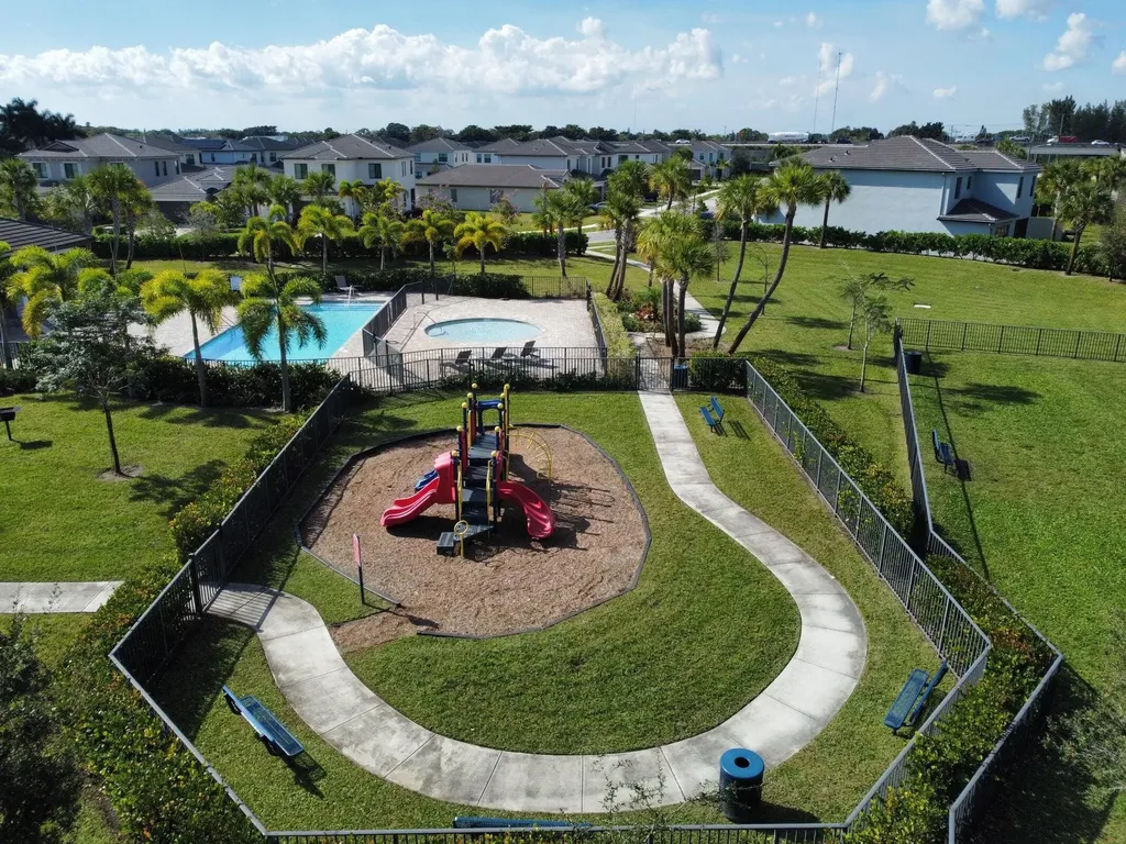 6151 Yerba Buena Court Lake Worth FL 33467