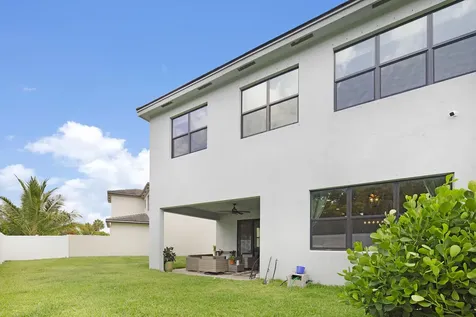 6151 Yerba Buena Court Lake Worth FL 33467