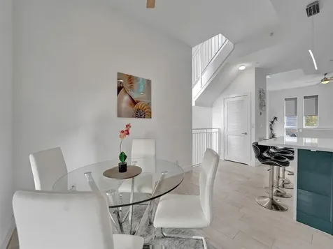 703 SE 16th Court Fort Lauderdale FL 33316