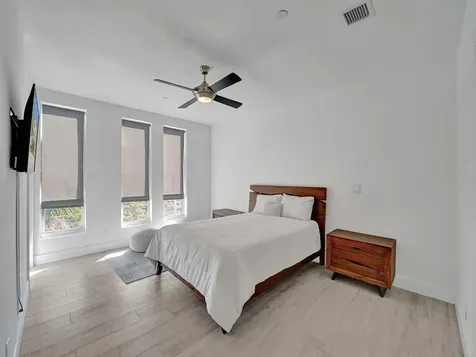 703 SE 16th Court Fort Lauderdale FL 33316