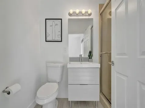 703 SE 16th Court Fort Lauderdale FL 33316