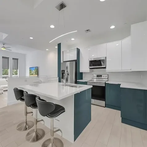 703 SE 16th Court Fort Lauderdale FL 33316