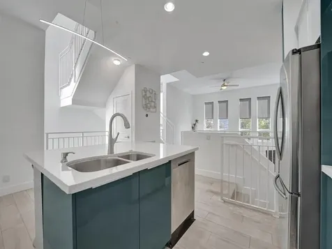 703 SE 16th Court Fort Lauderdale FL 33316