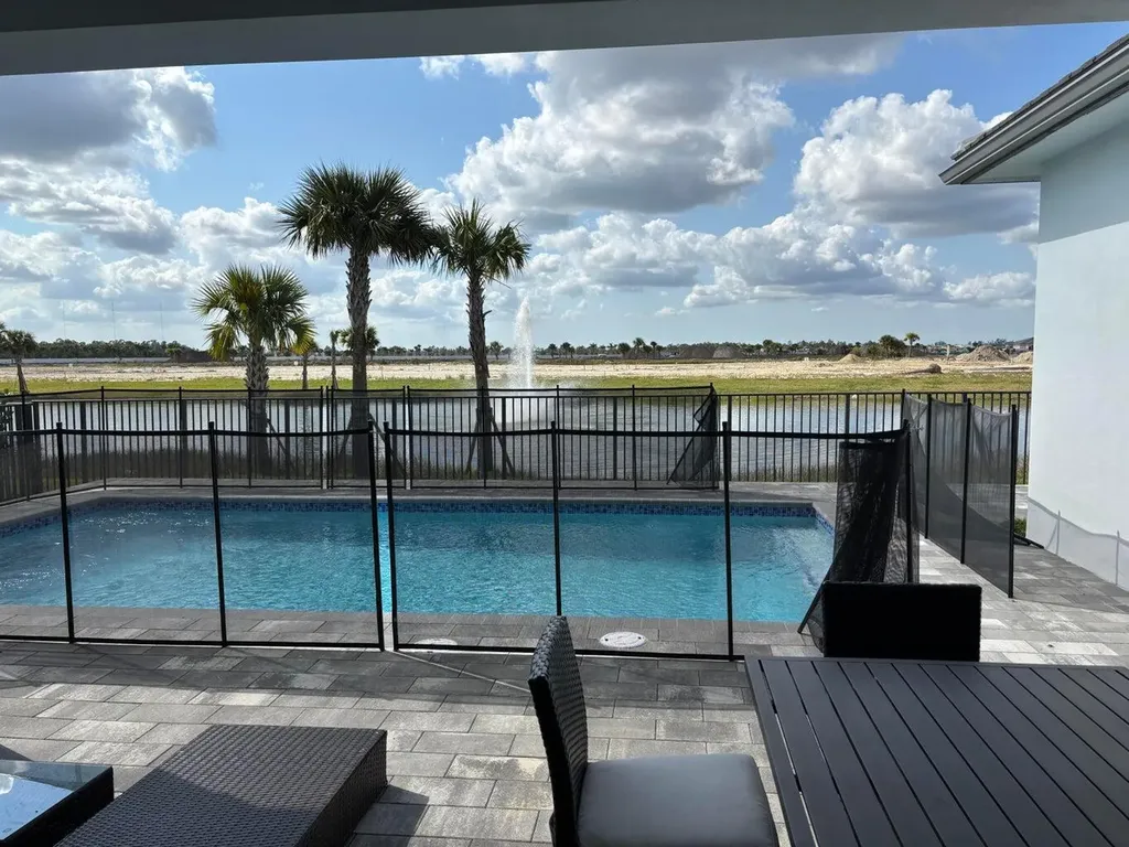 9937 Migration Point Palm Beach Gardens FL 33412