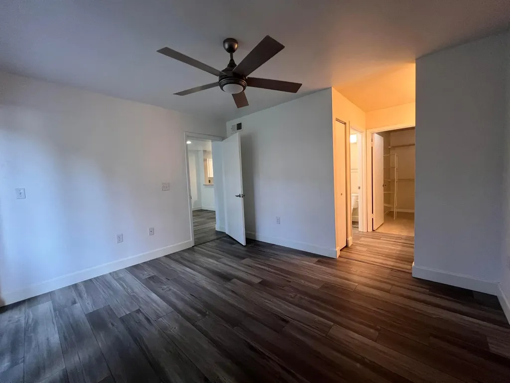 4863 Via Palm Lakes West Palm Beach FL 33417
