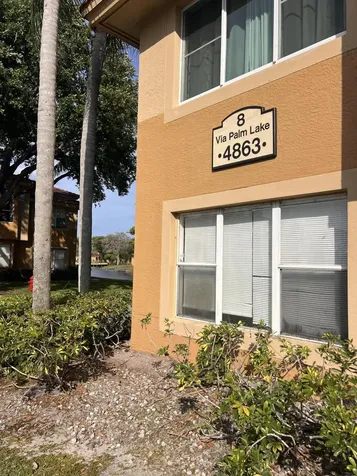 4863 Via Palm Lakes West Palm Beach FL 33417