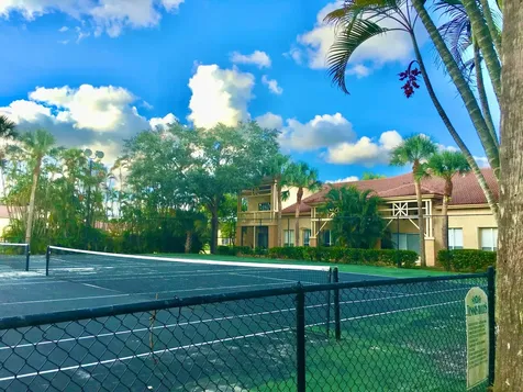 4863 Via Palm Lakes West Palm Beach FL 33417