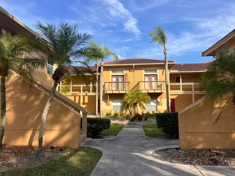 4863 Via Palm Lakes West Palm Beach FL 33417