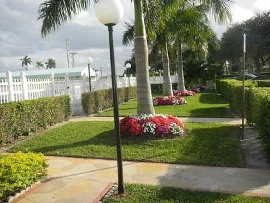 1561 NW 20th Avenue Delray Beach FL 33445