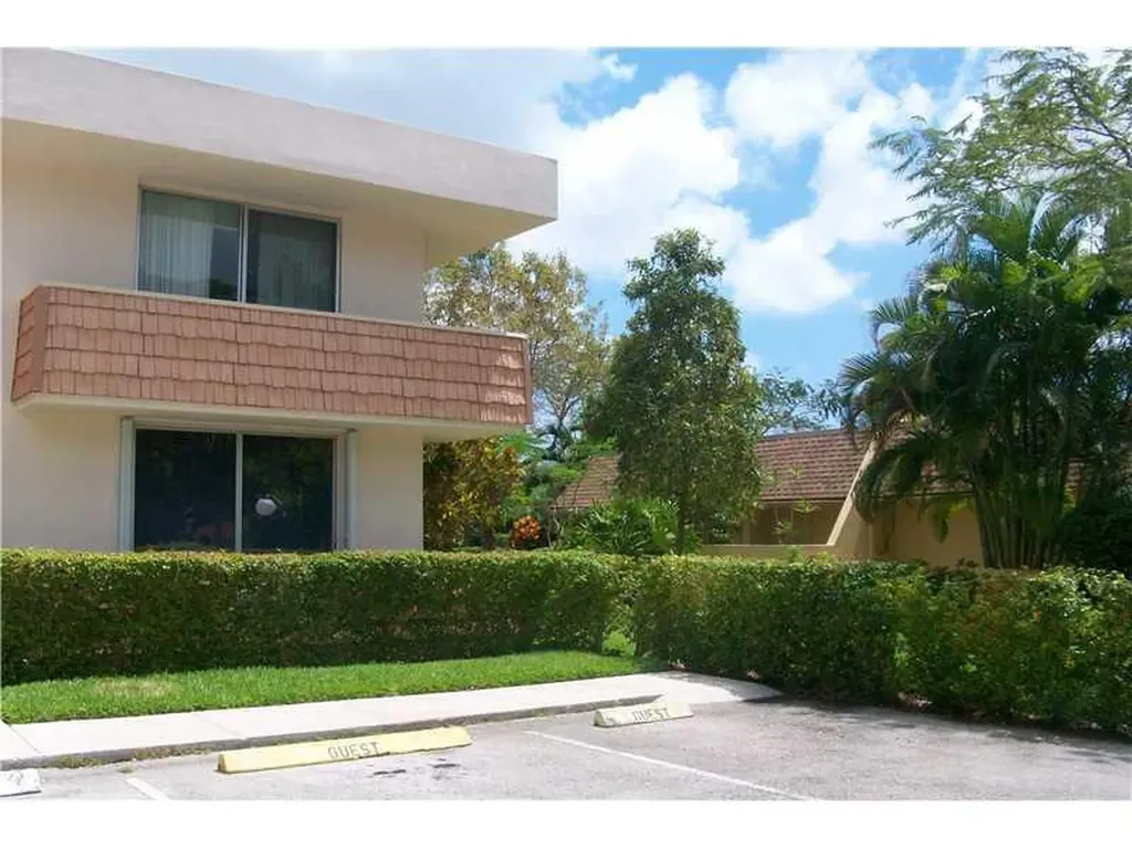 4031 N Cypress Drive Pompano Beach FL 33069