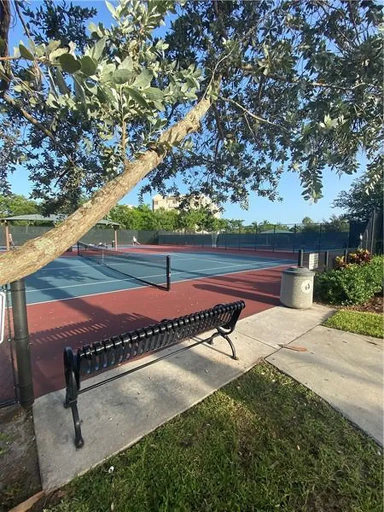 4031 N Cypress Drive Pompano Beach FL 33069