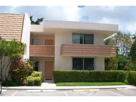 4031 N Cypress Drive Pompano Beach FL 33069